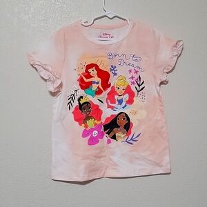 Blusa para niña de princesas nueva